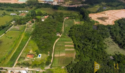 Chácara / sítio com 6 quartos à venda na Rua Toraiwa, S/N, Fukushima, Guararema, 561 m2 por R$ 1.800.000