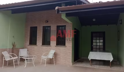 Casa à 300 m etros da Praia do Suarão em Itanhaém