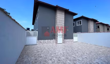 Casa na Praia de Itanhaém, com churrasqueira