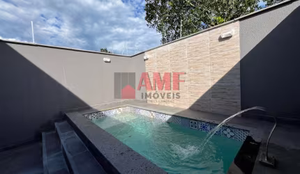 Casa com Piscina na Praia de Itanhaém