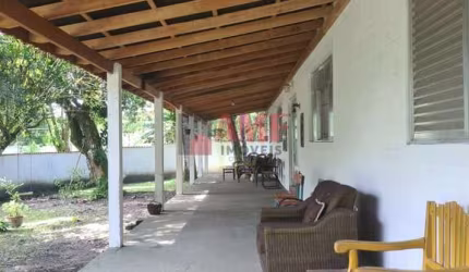 Chácara com Piscina em Itanhaém