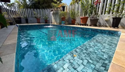 Casa a 100 metros da Praia de Itanhaém