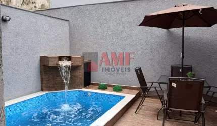 Sobrado com piscina e vista para o Mar