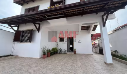 Sobrado com incrivel localização