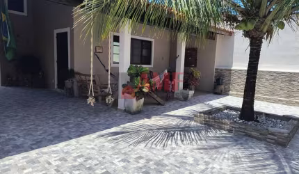 Casa à venda no bairro Jardim Das Palmeiras - Itanhaém/SP
