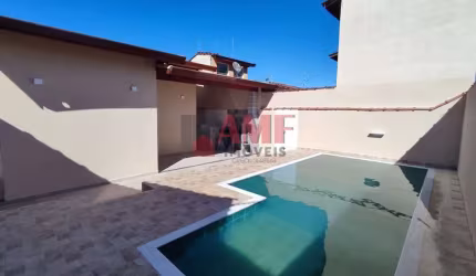 Casa Isolada no Gaivotas com 3 Dormitórios