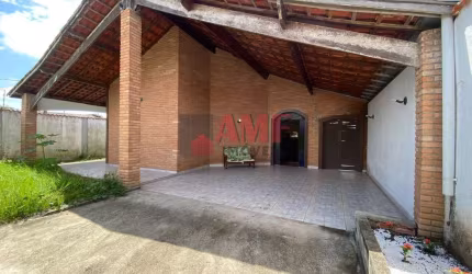 Casa a 800 metros da praia no Cibratel II