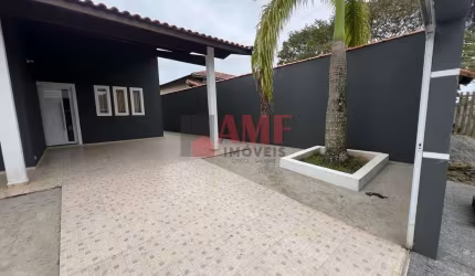 Casa Incrível a 450 metros da Praia no Cibratel II