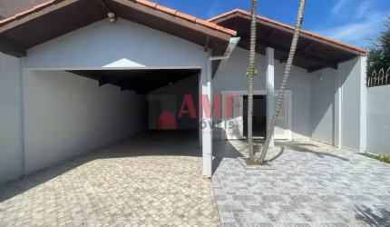 Casa Incrível a 200 metros da Praia no Satélite