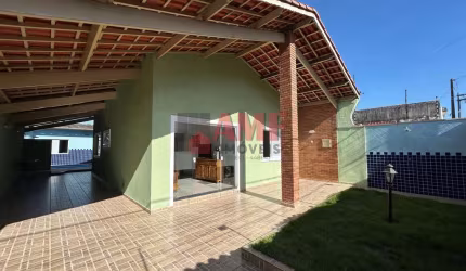 Casa lote inteiro, bairro Satélite - Itanhaém