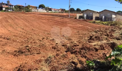 Terreno à venda em Vila Santa Helena - SP