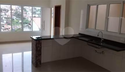 Casa com 2 quartos à venda em Jardim Imperial - SP