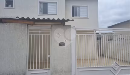 Sobrado com 2 quartos à venda em Nova Cerejeira - SP