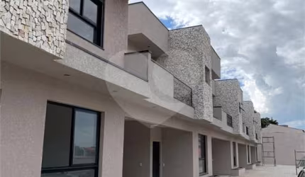 Condomínio com 3 quartos à venda em Vila Petrópolis - SP