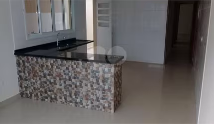 Casa com 2 quartos à venda em Jardim Imperial - SP