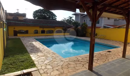 Casa térrea com 3 quartos à venda em Vila Thais - SP