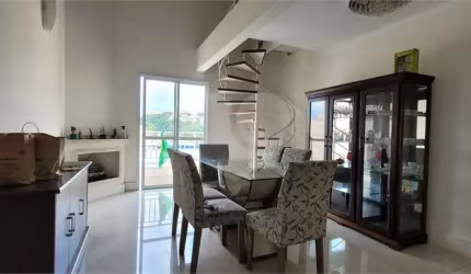 Apartamento com 3 quartos à venda em Atibaia Jardim - SP