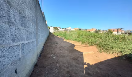Terreno à venda em Chácaras Maringá - SP