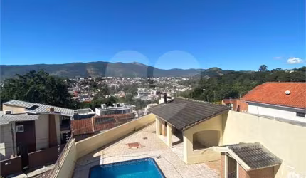 Casa com 4 quartos à venda em Jardim Do Lago - SP
