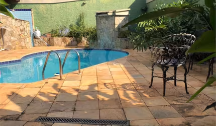 Casa com 4 quartos à venda em Loteamento Loanda - SP