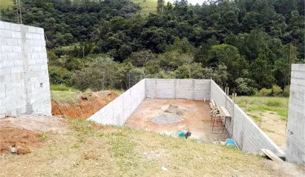 Terreno à venda em Centro - SP