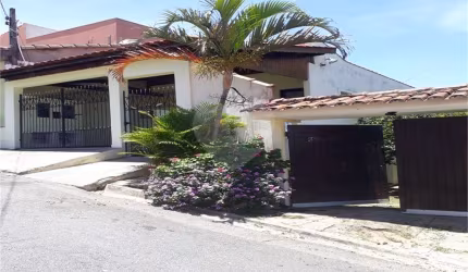 Sobrado com 4 quartos à venda em Jardim Galetto - SP