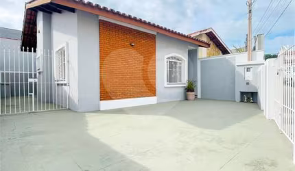 Casa térrea com 2 quartos à venda em Jardim Alvinópolis - SP