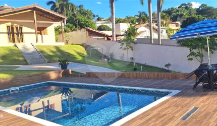 Casa com 4 quartos à venda ou para locação em Centro - SP