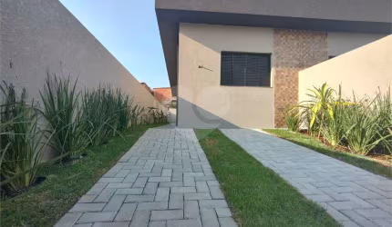 Casa com 2 quartos à venda em Jardim São Felipe - SP