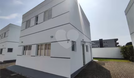 Casa de vila com 3 quartos à venda em Loteamento Jardim Morumbi - SP