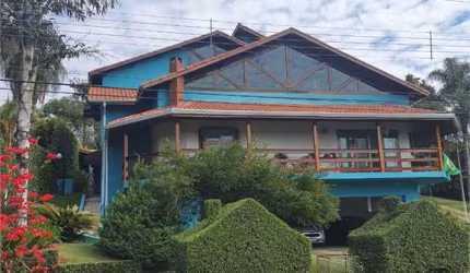 Casa com 4 quartos à venda ou para locação em Vila Machado - SP