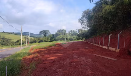 Loteamento à venda em Cachoeira - SP