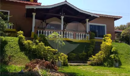Chácara com 4 quartos à venda em Batatuba - SP