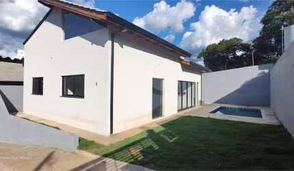 Casa de vila com 3 quartos à venda em Jardim Estância Brasil - SP