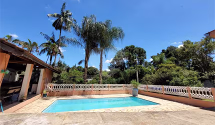 Chácara com 3 quartos à venda em Jardim Imperial - SP