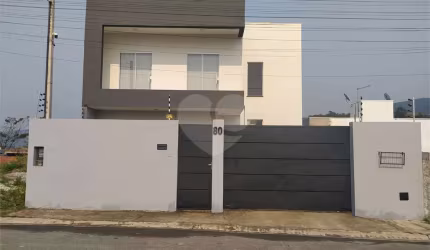 Sobrado com 3 quartos à venda em Centro - SP