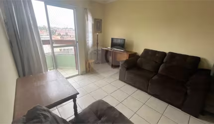 Apartamento com 2 quartos para locação em Atibaia Jardim - SP