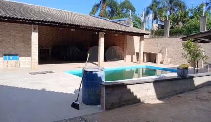 Casa com 1 quartos para locação em Estância Santa Maria Do Portão - SP