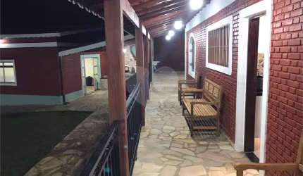 Chácara com 4 quartos à venda em Jardim Estância Brasil - SP