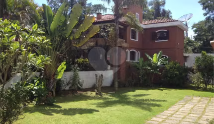 Casa com 5 quartos à venda ou para locação em Cumbari - SP