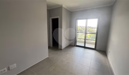 Apartamento com 2 quartos à venda em Atibaia Jardim - SP