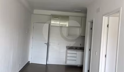 Apartamento com 1 quartos para locação em Vila Thais - SP