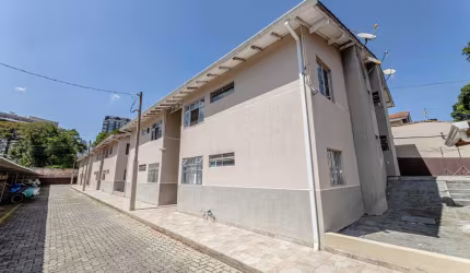 Apartamento com 2 quartos no Campo Comprido