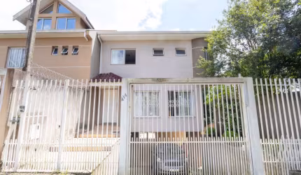 Sobrado com 3 quartos em Santa Felicidade