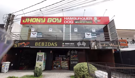 Conjunto Comercial com 93m² em Santa Felicidade