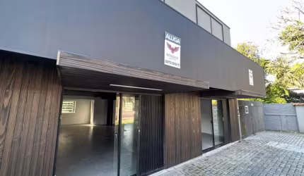 Loja no Mercês de 100,00 m²  - 00820.013-KD