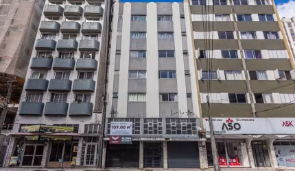 Loja no AGUA VERDE com 109,60m²