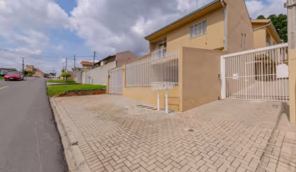 Sobrado em condominio no ORLEANS com 100m²