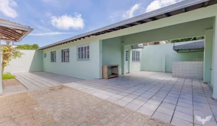 Casa em SANTA FELICIDADE com 100m²