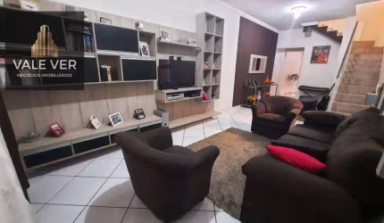 Sobrado com 3 dormitórios à venda, 170 m² por R$ 479.000,00 - Parque Residencial Flamboyant - São José dos Campos/SP